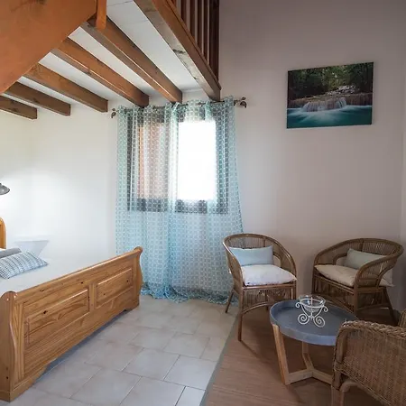 Lustincone Hotel 3*