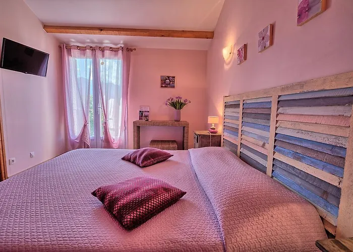 Lustincone 3* Patrimonio