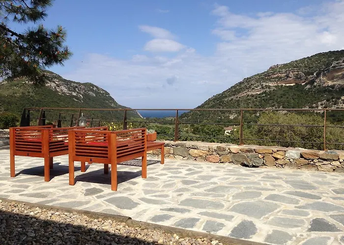 Lustincone Otel